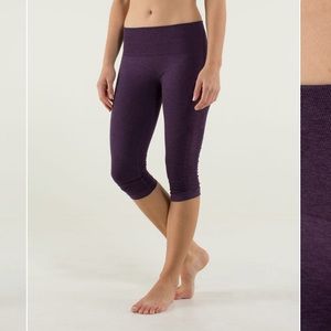Lululemon In The Flow Crop Leggings